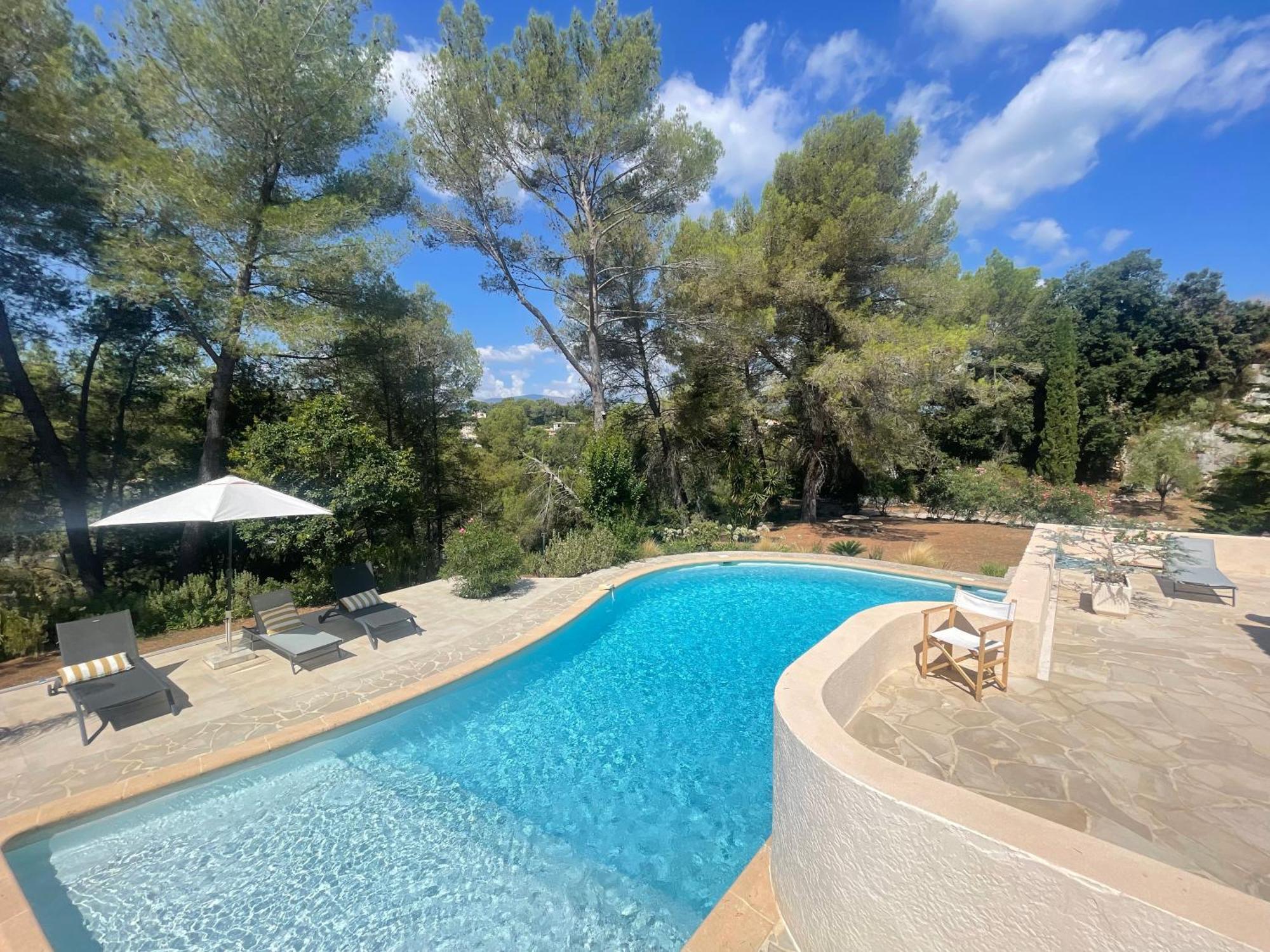 La Villa Des Carriers- Maison Avec Piscine Proche Mer Roquefort-les-Pins Exterior photo